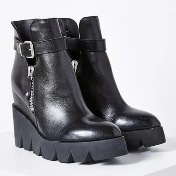 Ash Shoes - Ash Ricky Lug Sole leather Platform Wedge Booties - Size EU37 - NWOT